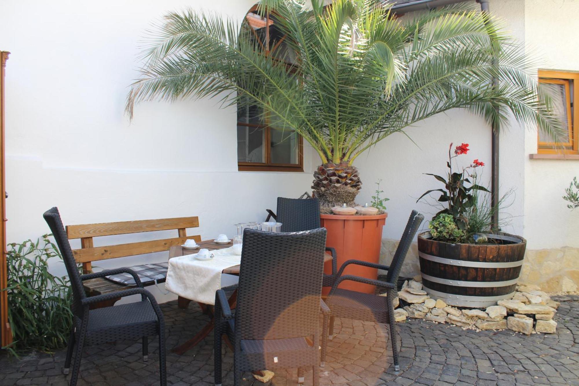 Winzerhotel Kinges-Kessel Morstadt Ngoại thất bức ảnh