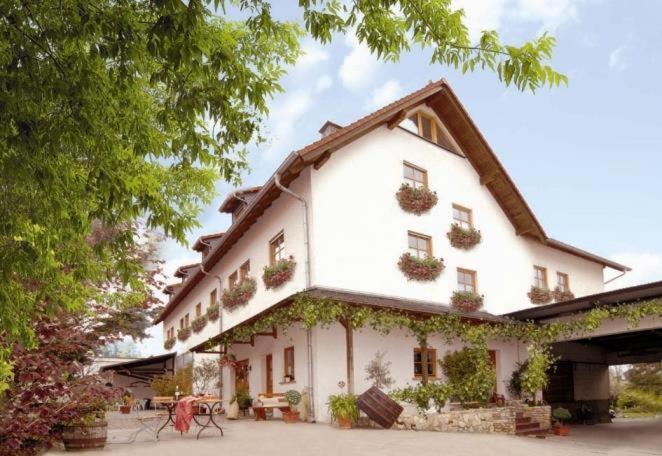 Winzerhotel Kinges-Kessel Morstadt Ngoại thất bức ảnh